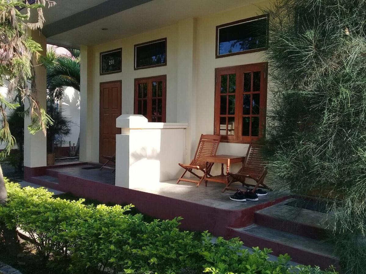 Aung Mingalar Hotel, *